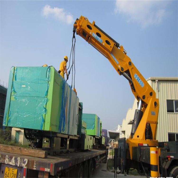 青川100吨折臂吊出租大概多少钱