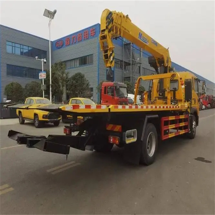 青川附近小随车吊出租电话，轻松解决搬运烦恼