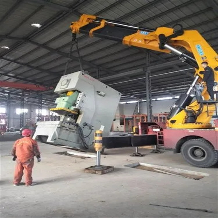 青川80吨折臂吊车出租附近电话