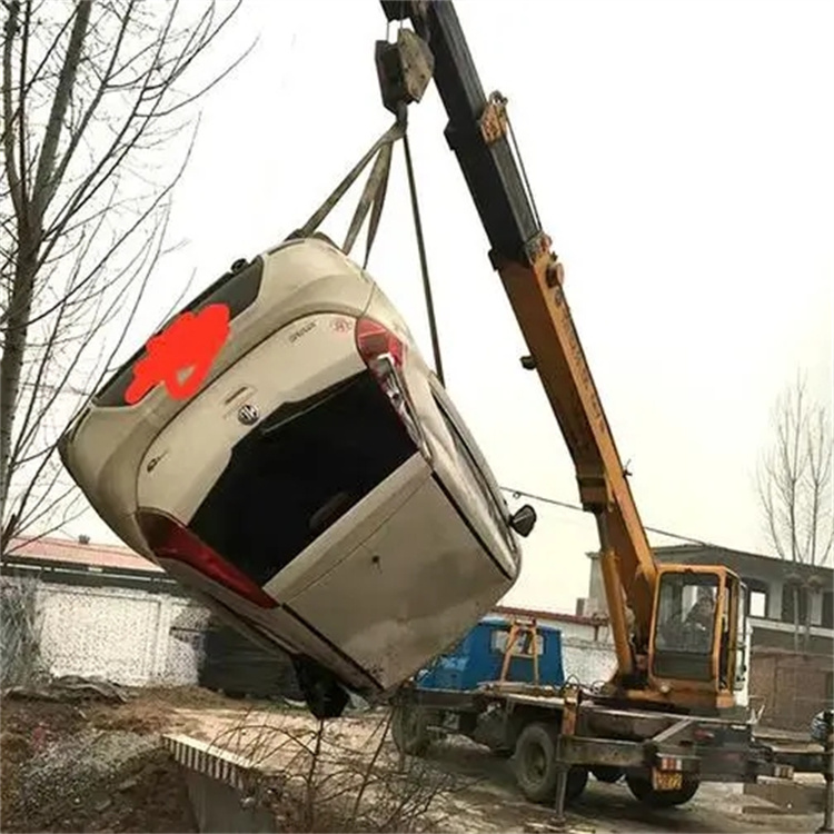 青川随时待命，吊车24小时道路救援服务全解析