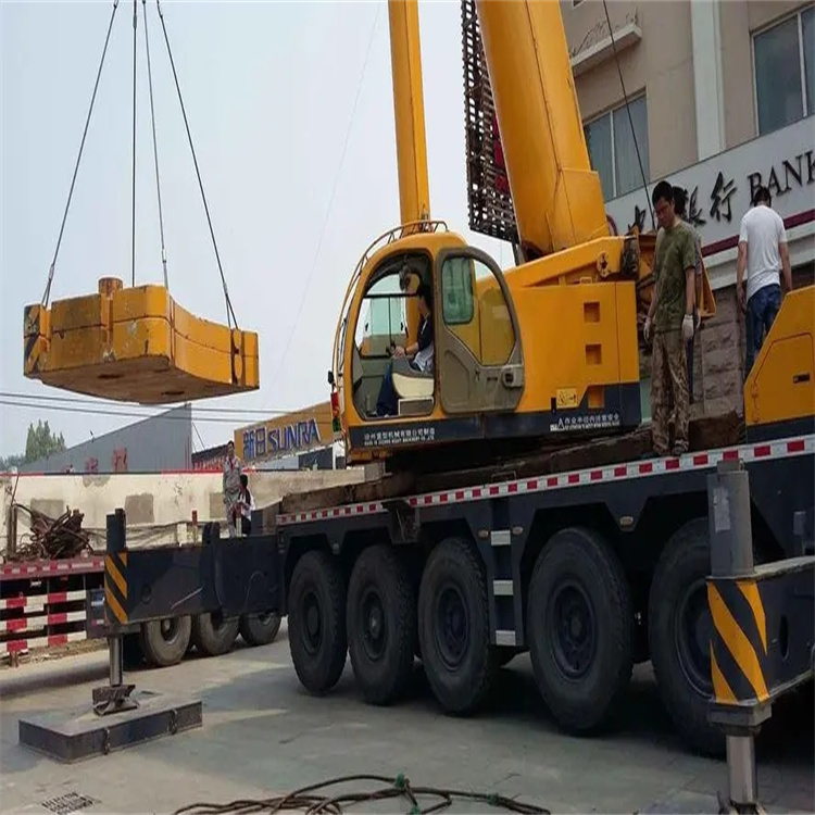 青川吊车怎么吊玻璃